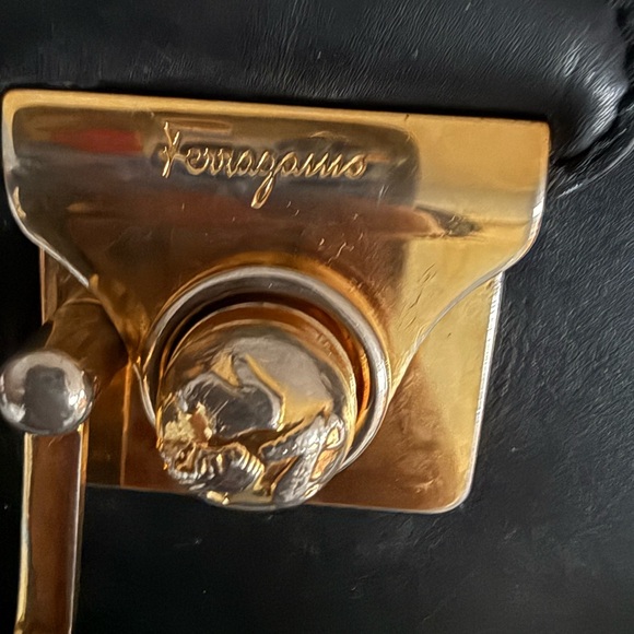 Salvatore Ferragamo vintage leather high heel stud hardware shoulder bag - Picture 4 of 14